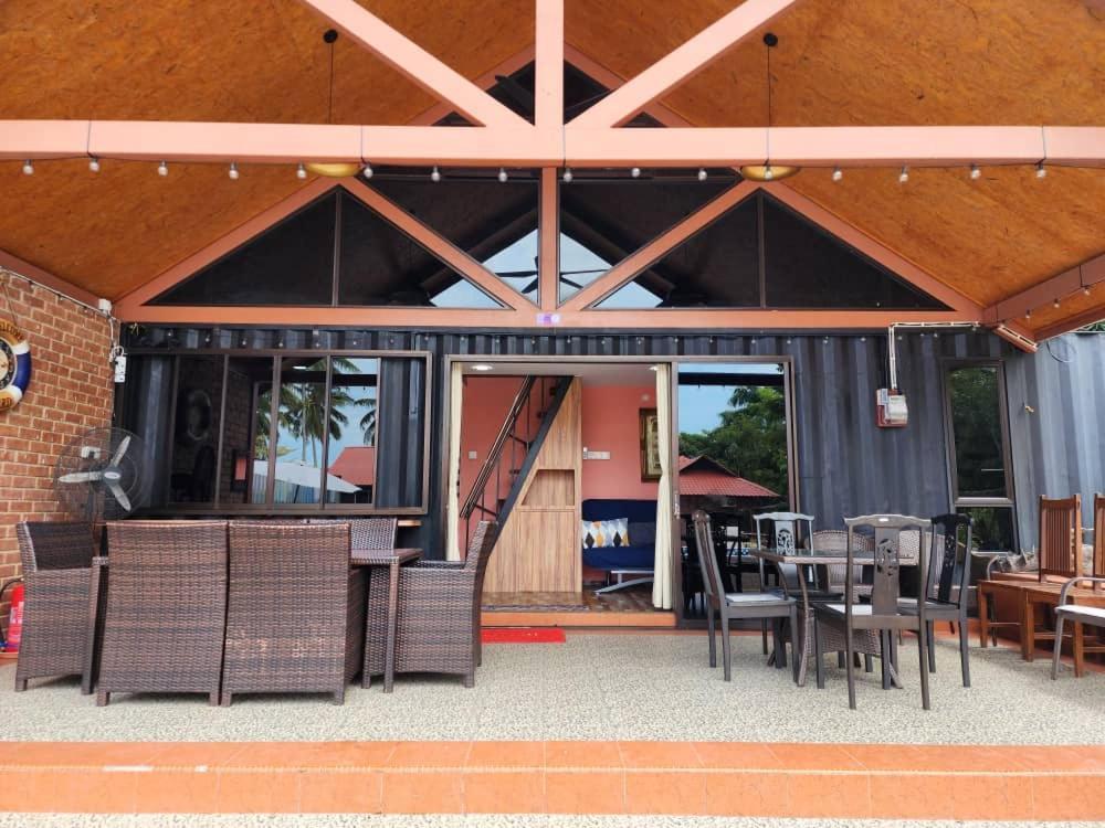 Homestay Umbai Kelana Merlimau Exterior foto