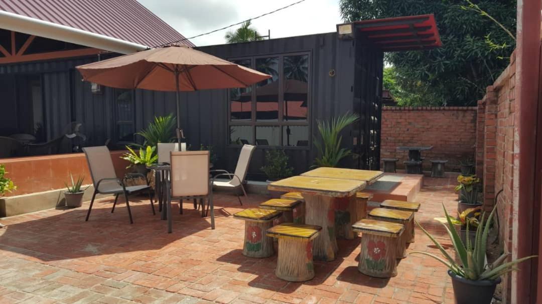 Homestay Umbai Kelana Merlimau Exterior foto
