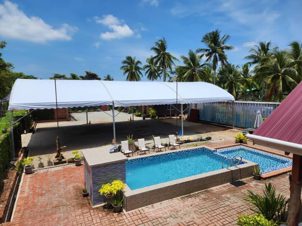 Homestay Umbai Kelana Merlimau Exterior foto